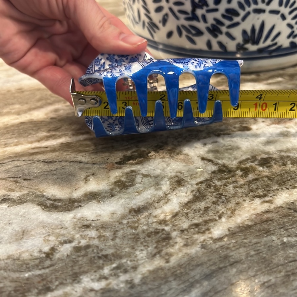 Blue & White Chinoiserie Ginger Jar Hair Clip - Picture 8 of 9